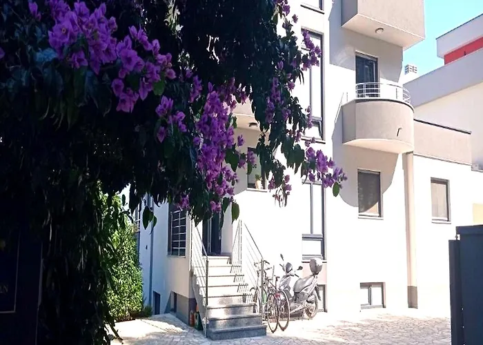 Istrian Azure 홈스테이 풀라